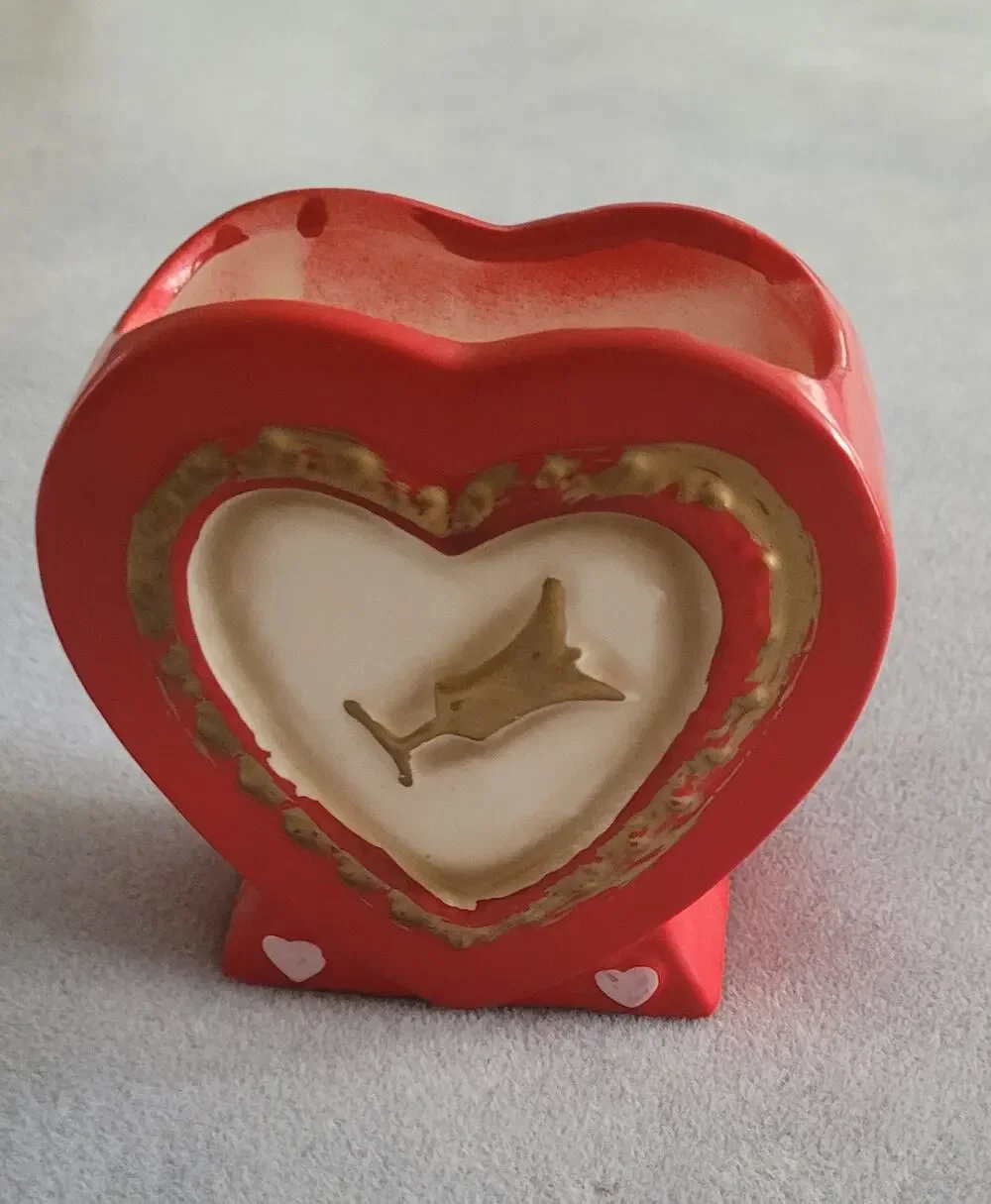 Valentine's Red/white Heart Novelty Vase Japanese --Vintage 1950-60s